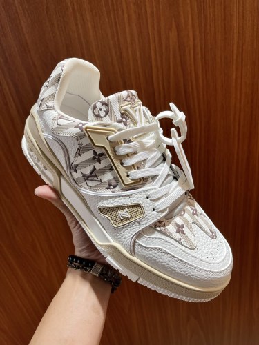 Men L*ouis V*uitton Top Sneaker Trainer RR20231017-21