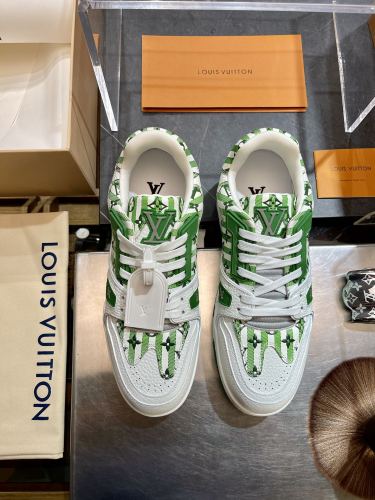Men L*ouis V*uitton Top Sneaker Trainer RR20231017-23