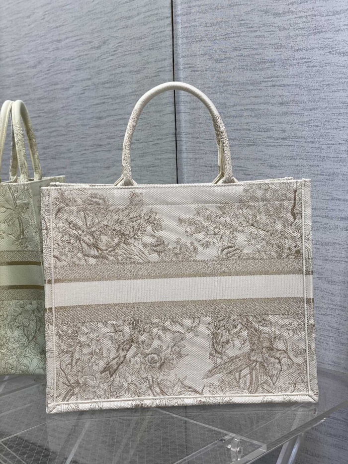 D*ior Handbag Top Quality HT 20231017-39 41.5*35 cm