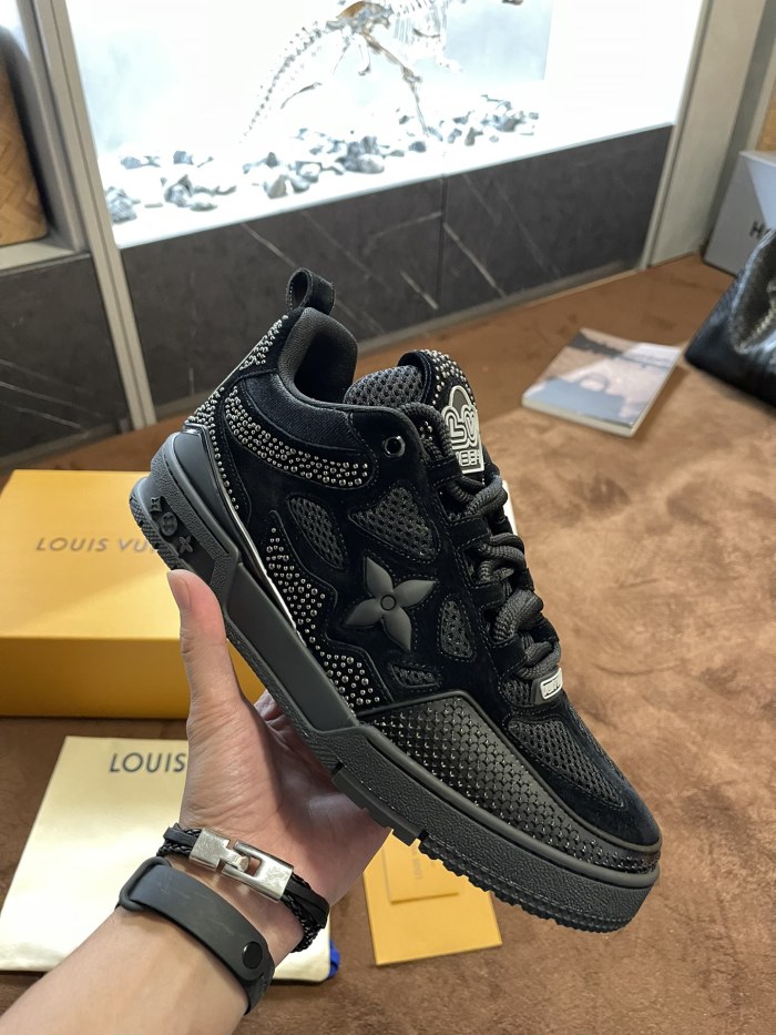 Men L*ouis V*uitton Top Sneaker Trainer RR20231017-10