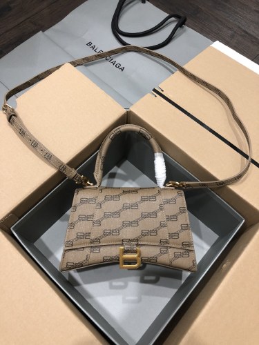 B*alenciaga Crossbody bag Top Quality HT 20231017-110 31*20*12