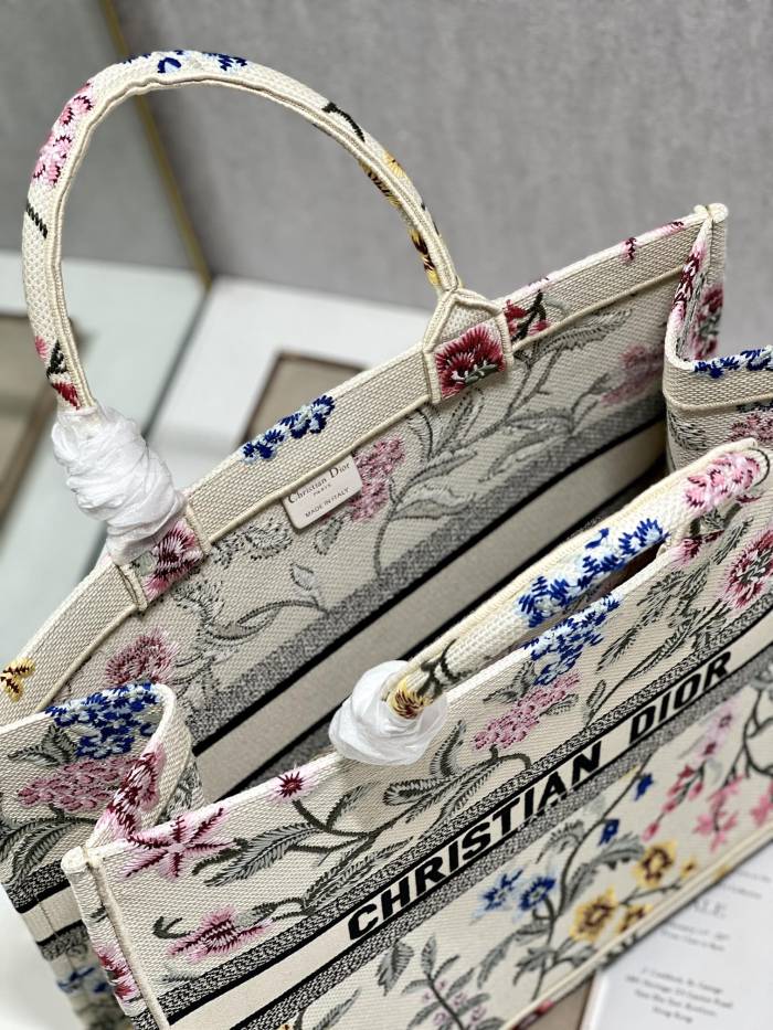 D*ior Handbag Top Quality HT 20231017-38 41.5*35 cm