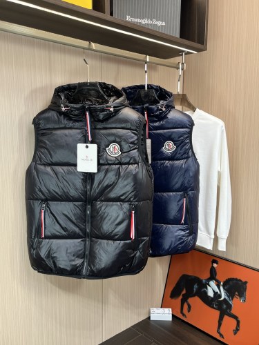 M*oncler Vest Top Quality AZ 20231018-22