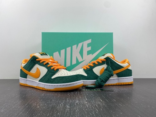 SB Dunk Low Legion Pine Kumquat 304292-383