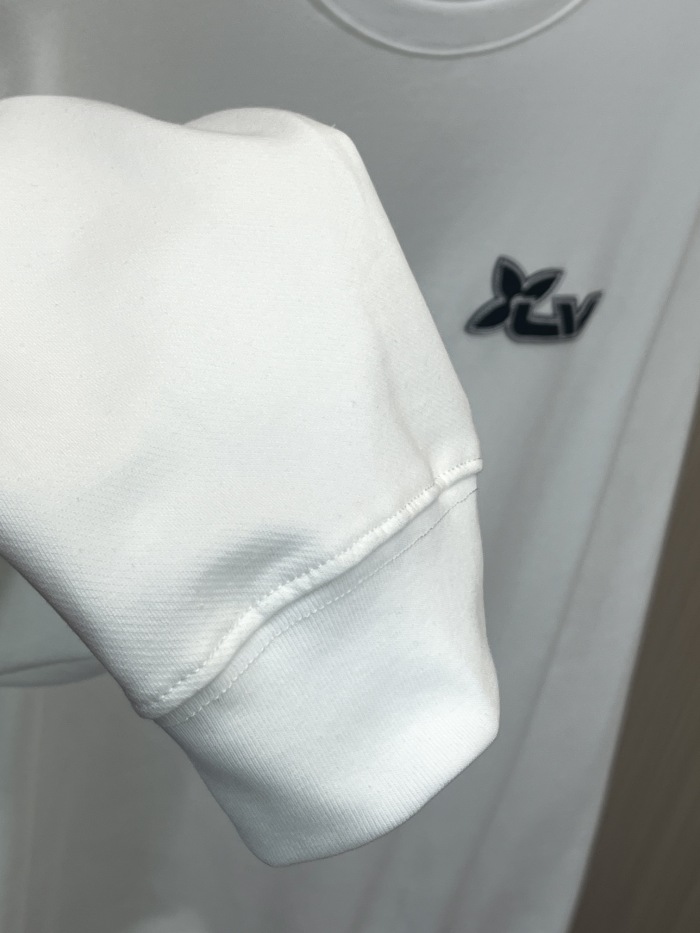 L*ouis V*uitton H*earts Hoodie Top Quality AZ 20231018-11