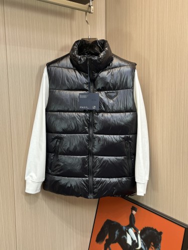 P*rada Vest Top Quality AZ 20231018-23