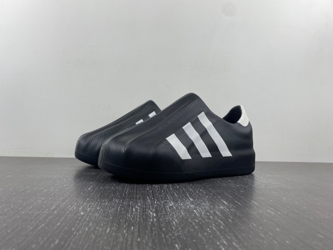 adiFOM Superstar Black White  HQ8752