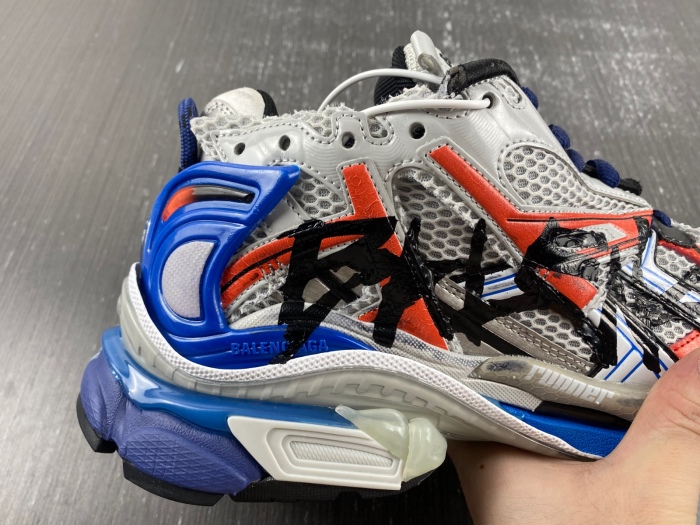 B*alenciaga runner AM 20231019-10