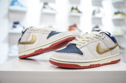SB Dunk Low Old Spice 304292-272