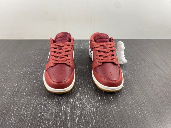 Dunk Low Desert Berry DD1503-603