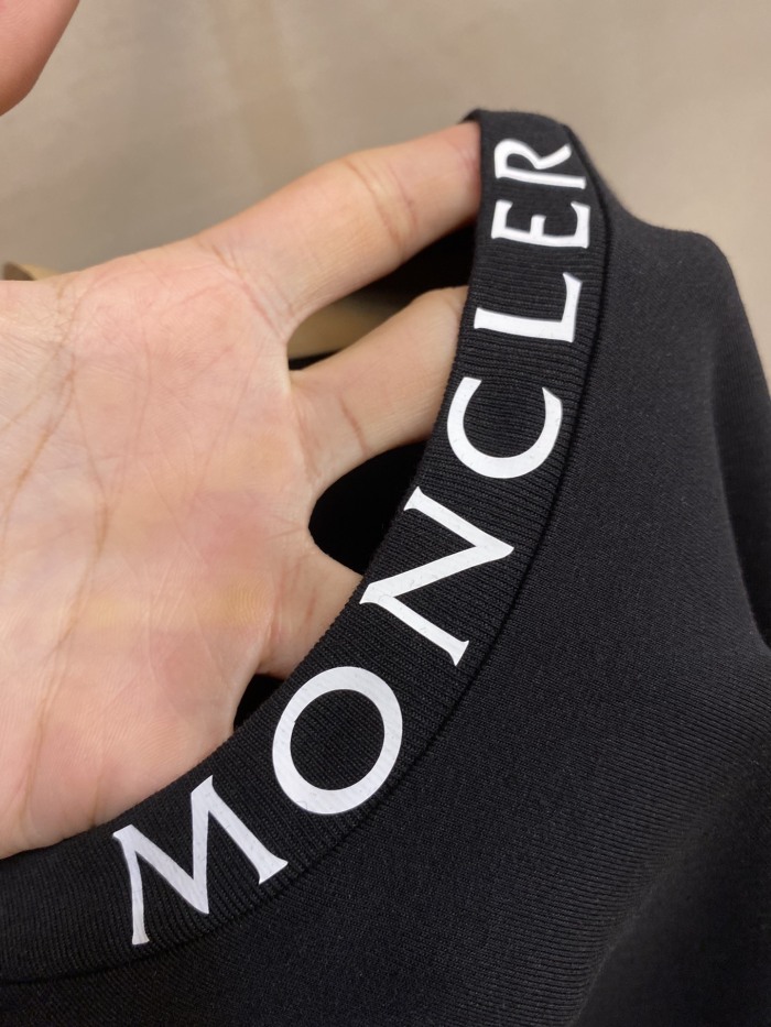M*oncler Sweatshirt Top Quality AZ 20231023-5