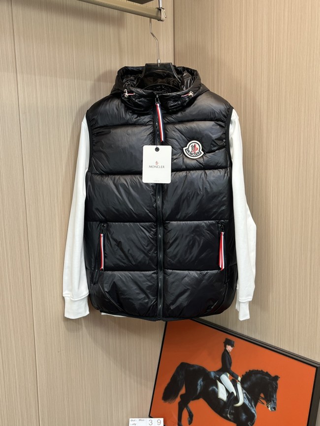 M*oncler Vest Top Quality AZ 20231024-9