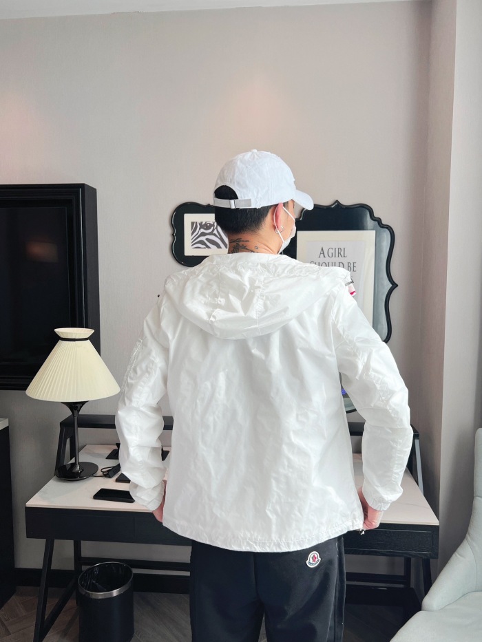 M*oncler Jacket  Top Quality AZ 20231027-112