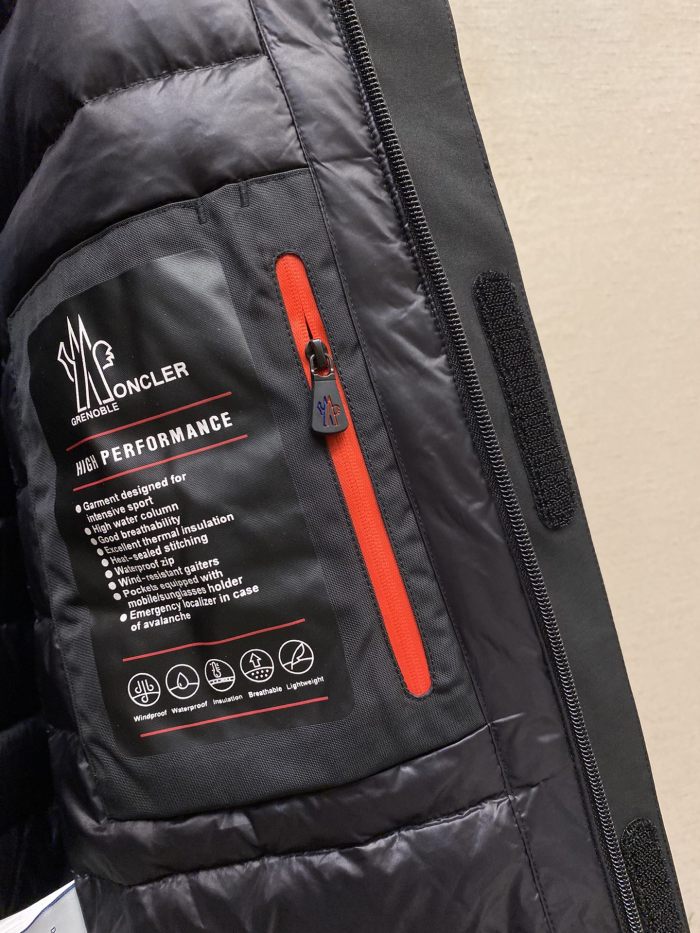 M*oncler Down Coat Top Quality AZ 20231027-14