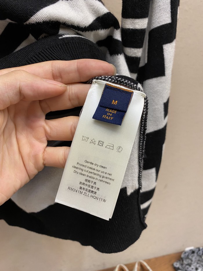 L*ouis V*uitton Sweater Top Quality AZ 20231027-2