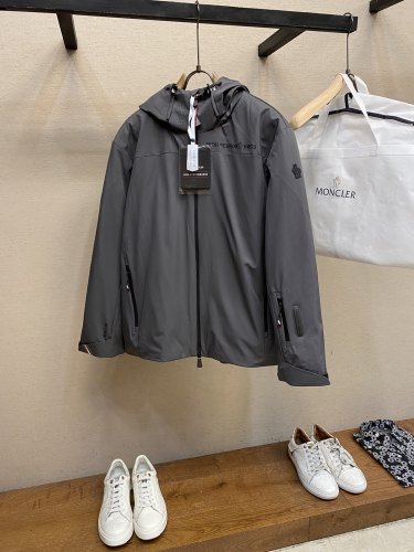 M*oncler Down Coat Top Quality AZ 20231027-17
