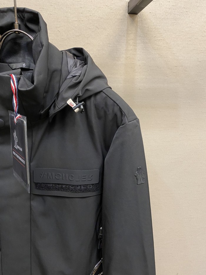 M*oncler Down Coat Top Quality AZ 20231027-14