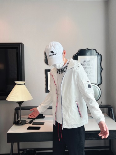 M*oncler Jacket  Top Quality AZ 20231027-112