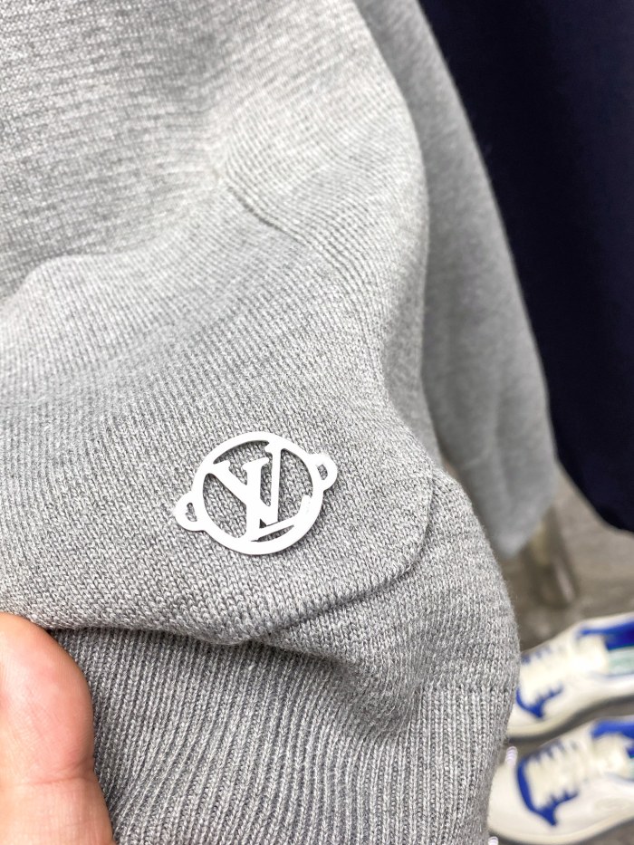 L*ouis V*uitton Cardigan Top Quality D17 20231031-23