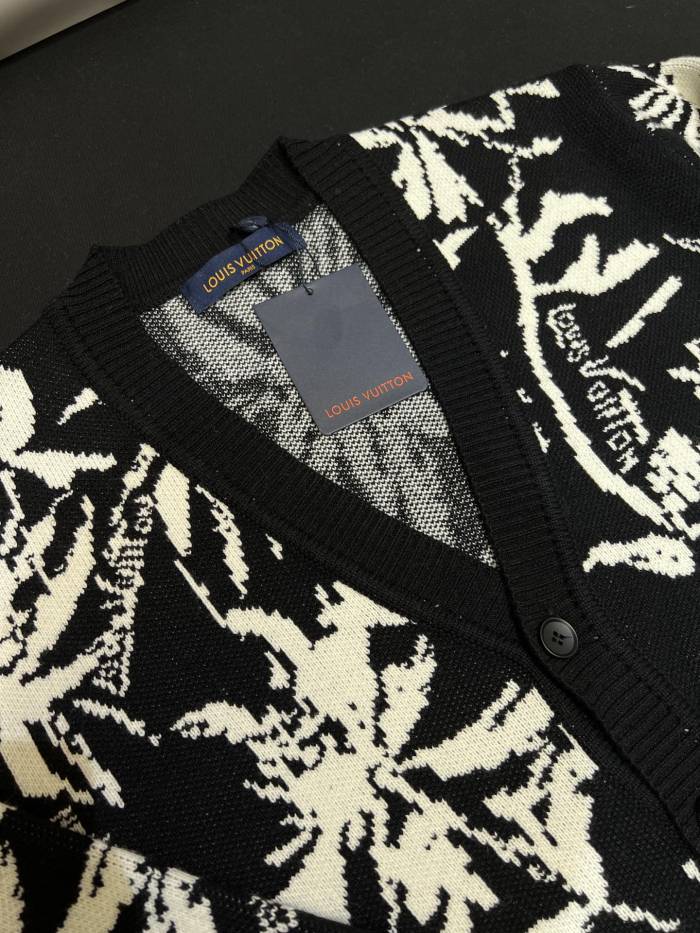 L*ouis V*uitton Cardigans Top Quality D17 20231102-57