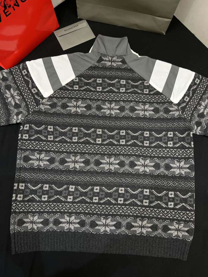 B*alenciaga Sweater  Top Quality D17 20231102-56