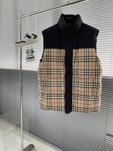 B*URBERRY Vest Top Quality D17 20231107-80