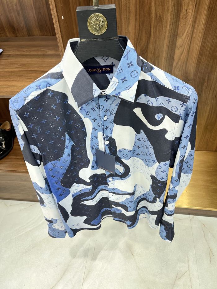 L*ouis V*uitton shirt Top Quality D17 20231113-16