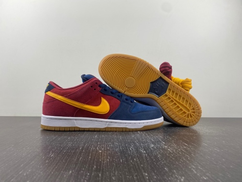 SB Dunk Low Barcelona DJ0606-400