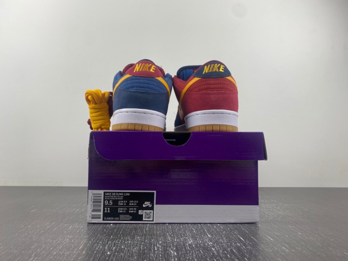 SB Dunk Low Barcelona DJ0606-400
