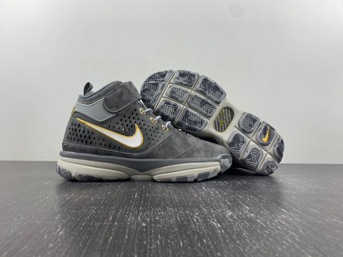 Kobe 2 Prelude (4/50+ Points)  640222-001