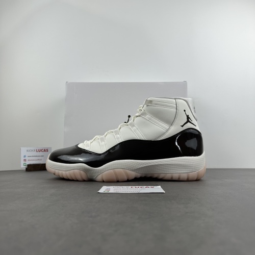 Air Jordan 11 WMNS Neapolitan AR0715-101