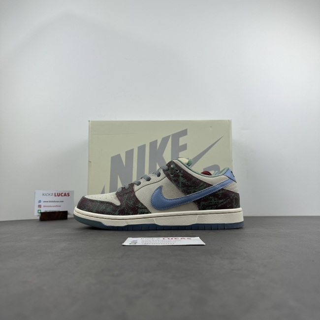 SB Dunk Low Crenshaw Skate Club  FN4193-100