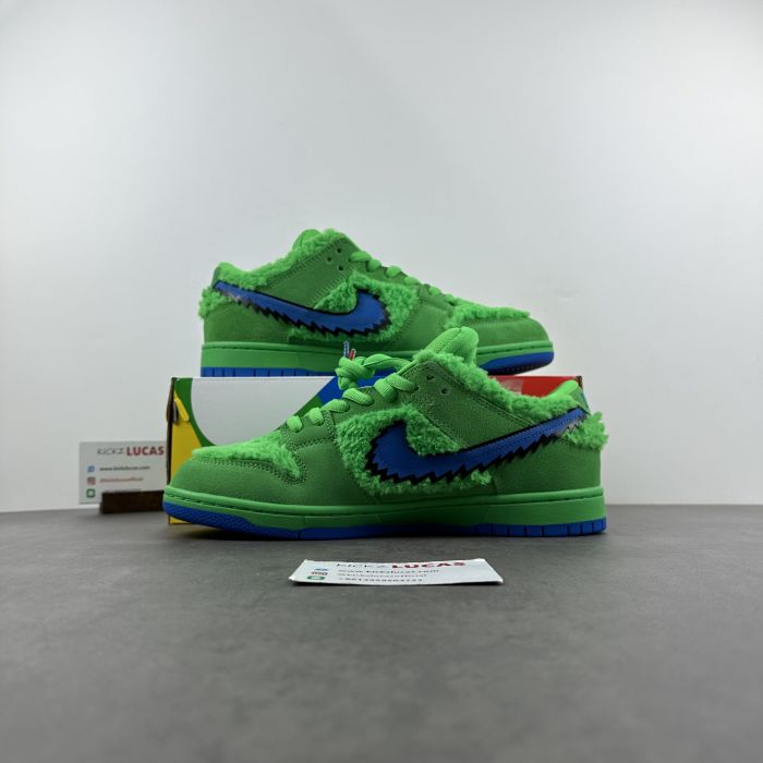 SB Dunk Low Grateful Dead Bears Green  CJ5378-300