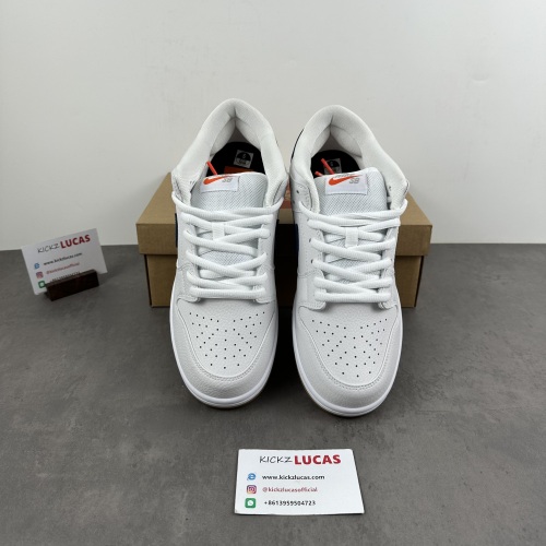 SB Dunk Low Pro White Gum  CD2563-101