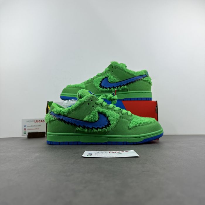 SB Dunk Low Grateful Dead Bears Green  CJ5378-300