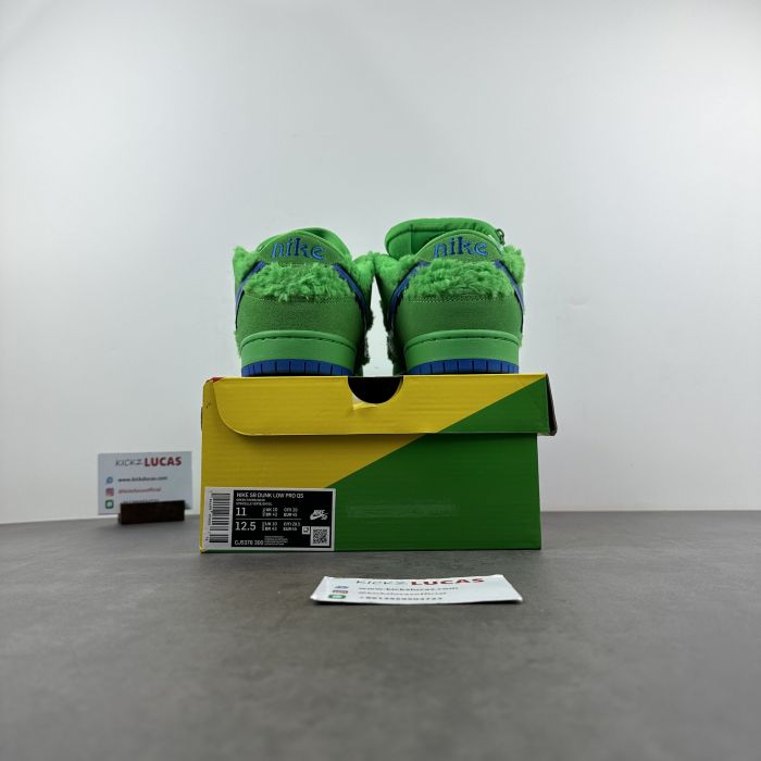 SB Dunk Low Grateful Dead Bears Green  CJ5378-300