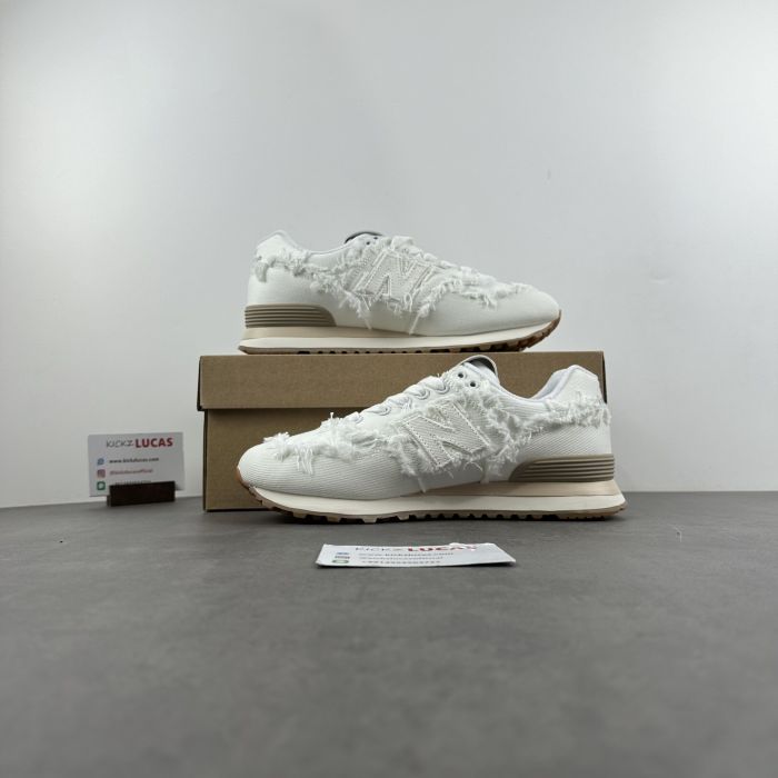 New Balance 574 Miu Miu Denim White  5E765D_CSL_F0009_F_015