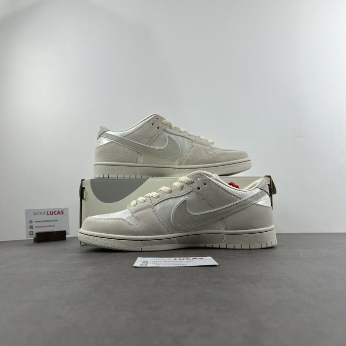 Dunk Low Retro PRM Valentine's Day (2024) FZ5654-100