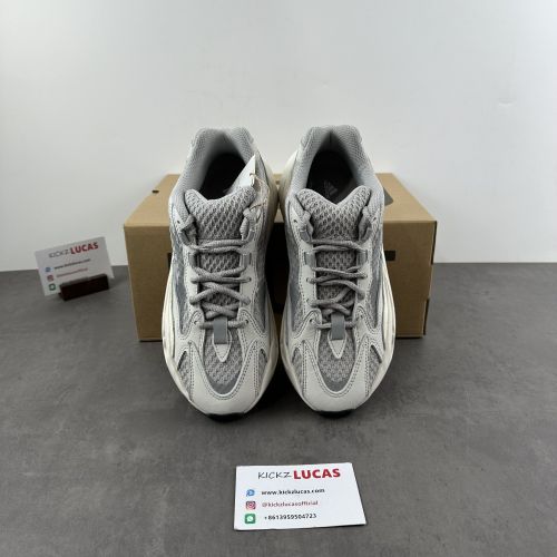 Yeezy Boost 700 V2 Static  EF2829