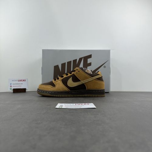 SB Dunk Low Brown Pack  304292-221