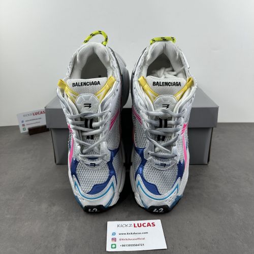 B*alenciaga runner AM 20231019-7
