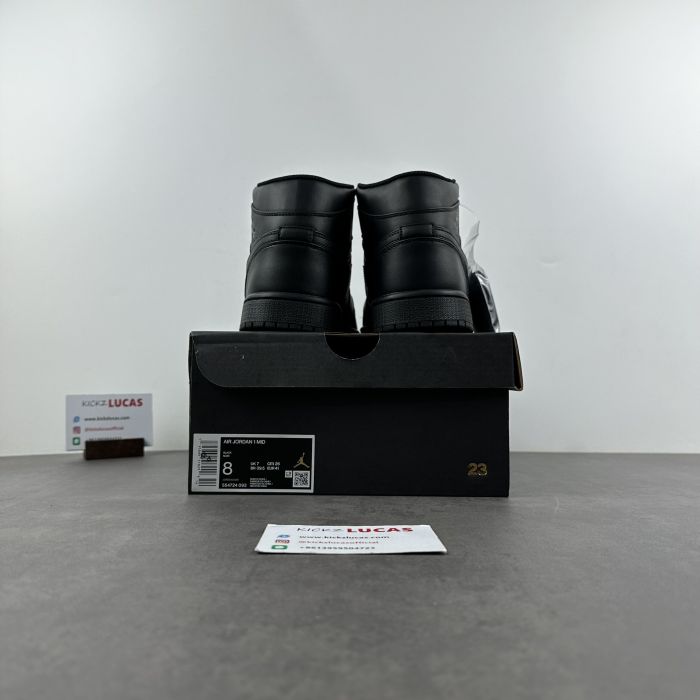 Air Jordan 1 Mid Triple Black  554724-093