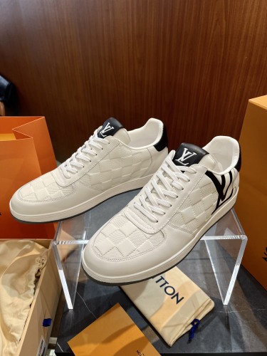 Men L*ouis V*uitton Top Sneaker High RR20231221-21