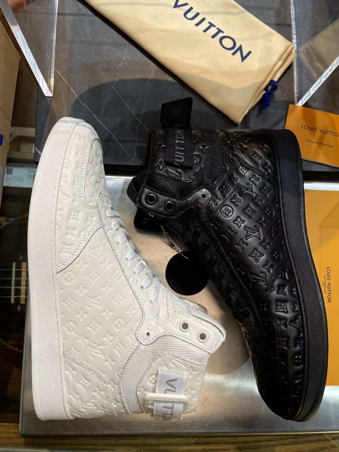 Men L*ouis V*uitton Top Sneaker High RR20231221-10