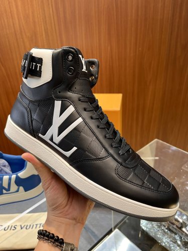 Men L*ouis V*uitton Top Sneaker High RR20231221-12