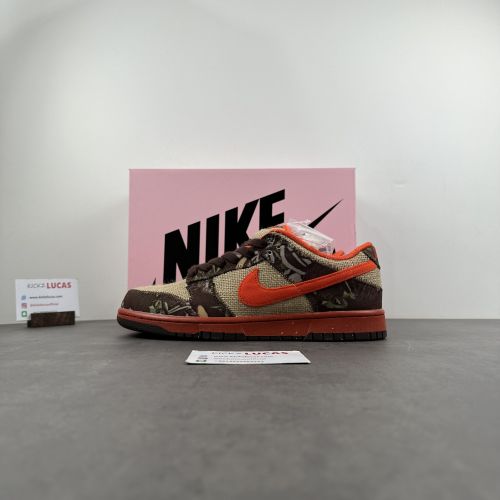 SB Dunk Low Reese Forbes Hunter  304292-281