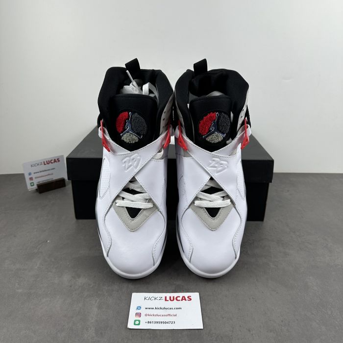 Air Jordan 8 Retro Bugs Bunny  305381-103