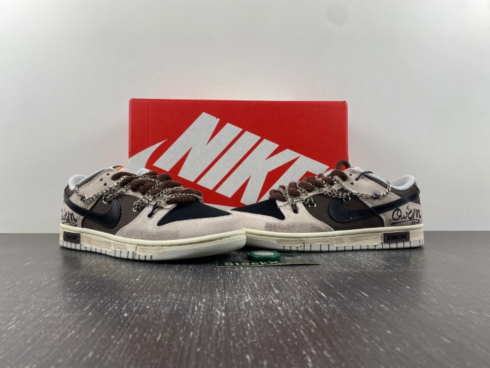 Dunk Low Brown DO9776-001