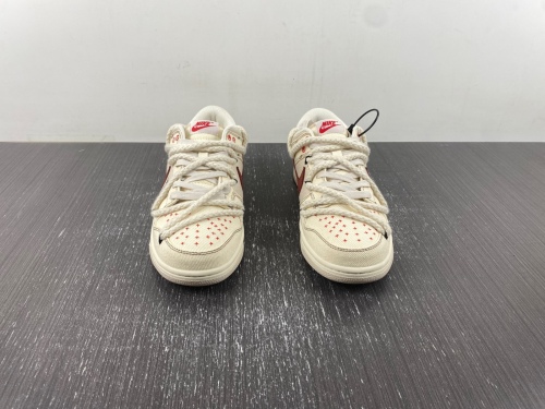Dunk Low DV0834-100