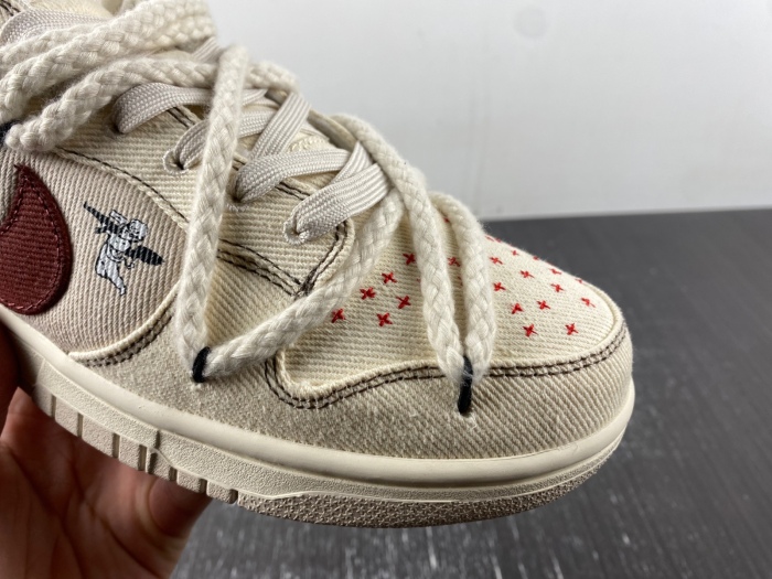 Dunk Low DV0834-100